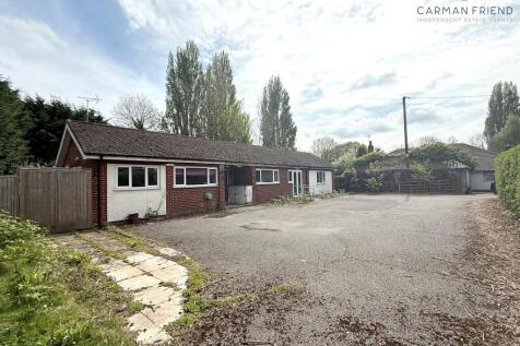 Liverpool Road, Moston, CH2 4 bed detached bungalow for sale