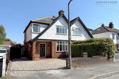 Grove Avenue, Vicars Cross, CH3 3 bed semi