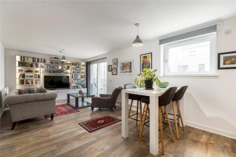 Shrubhill Walk, Leith, Edinburgh, EH7 2 bed apartment for sale