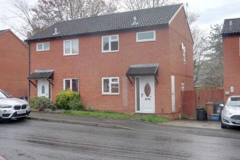 Sheepcroft Hill, Stevenage SG2 2 bed semi