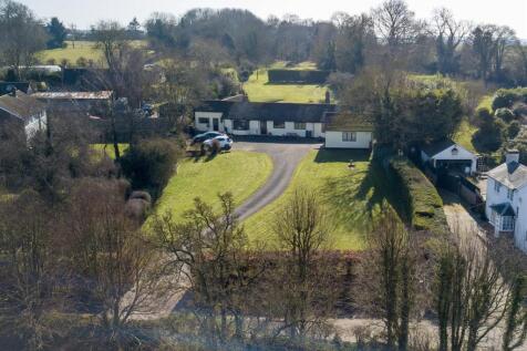 Lincoln Hill, Buntingford SG9 6 bed detached bungalow for sale