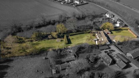 Lincoln Hill, Buntingford SG9 6 bed detached bungalow for sale