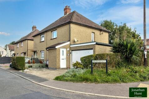 Bridgefoot, Buntingford SG9 3 bed semi