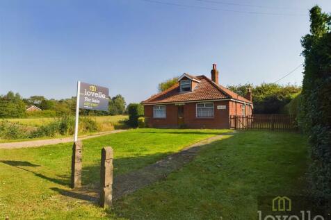 3 bedroom detached bungalow for sale