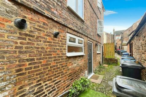 1 bedroom terraced house for sale