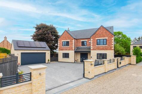 5 bedroom detached house for sale