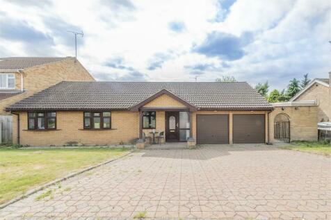 5 bedroom bungalow for sale