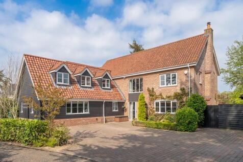 Aldringham, Suffolk 5 bed detached house for sale