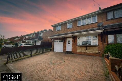 4 bedroom semi-detached house for sale