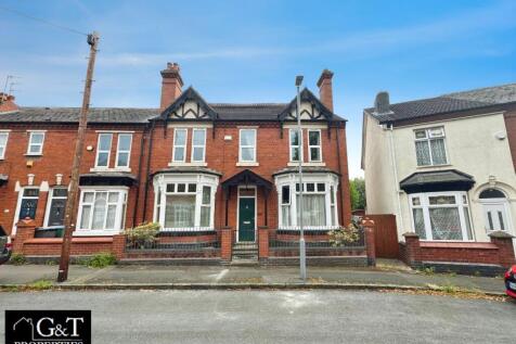 5 bedroom end of terrace house for sale