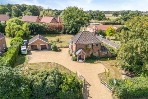Saham Toney 3 bed detached house for sale