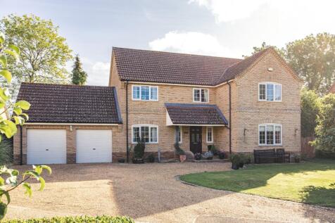 Watton 4 bed detached house for sale