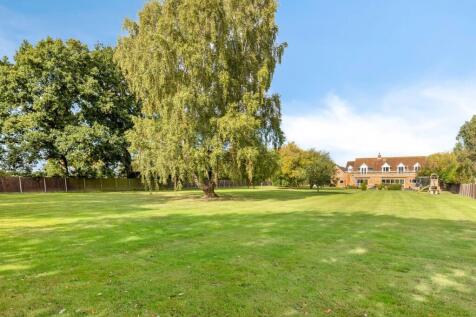 Hingham 4 bed detached house for sale