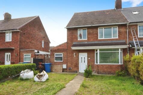3 bedroom semi-detached house for sale