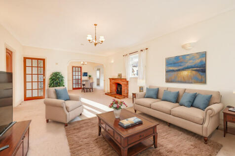 3 bedroom semi-detached bungalow for sale