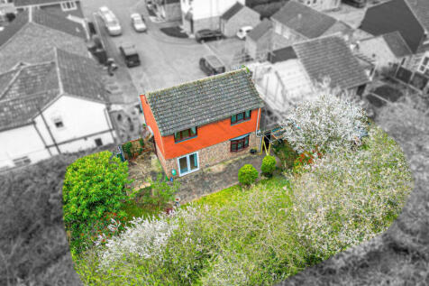 Chelmer Village Chelmsford CM2 3 bed link detached house for sale