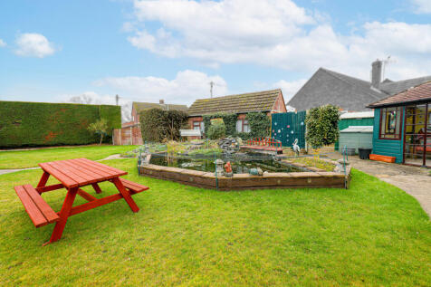 Braintree CM7 5 bed character property for sale