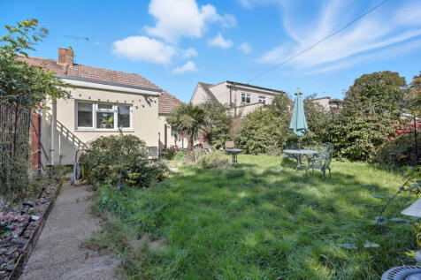 2 bedroom semi-detached bungalow for sale