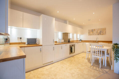 Chelmsford CM1 1 bed apartment for sale