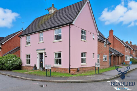 Chelmsford CM2 4 bed detached house for sale