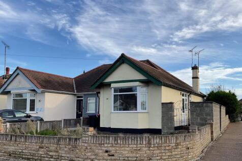 2 bedroom bungalow for sale