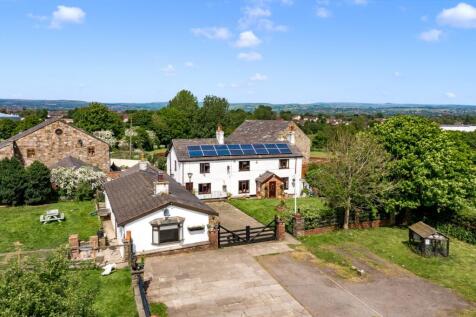 8 bedroom farm house for sale