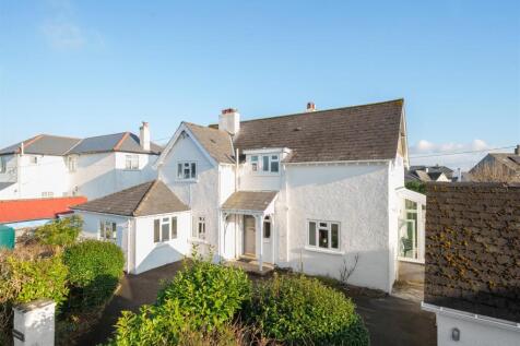 Yelverton 4 bed detached house for sale