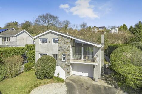 Johnson Park, Calstock 4 bed detached house for sale