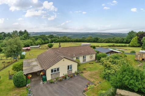 Coxpark, Tamar Valley 5 bed bungalow for sale