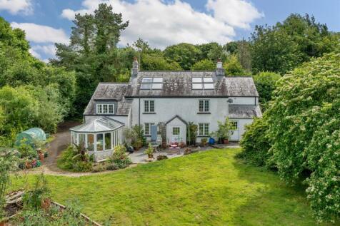 Brook Lane, Tavistock 5 bed detached house for sale