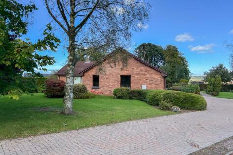 4 bedroom detached bungalow for sale