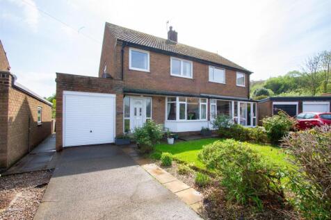 Ladywell Road, Tweedmouth... 3 bed semi