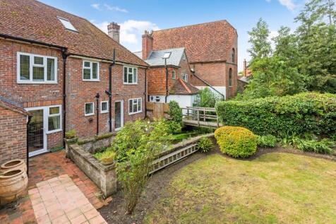 4 bedroom town house for sale