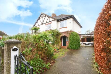 Abbotsway, North Yorkshire YO31 4 bed semi