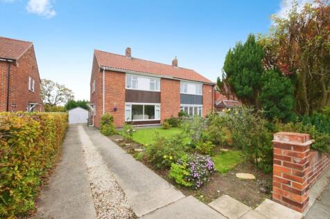 Straylands Grove, North Yorkshire YO31 3 bed semi