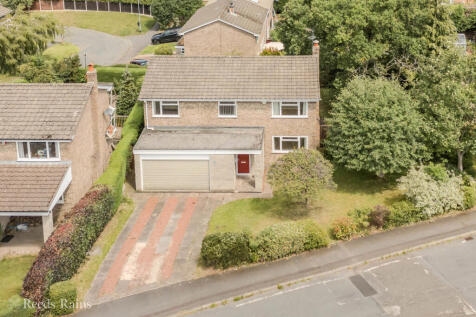 Daven Road, Cheshire CW12 4 bed detached house for sale