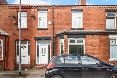 Swayfield Avenue, Manchester M13 3 bed terraced house for sale