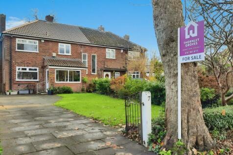 Brookfield Avenue, Timperley... 3 bed semi