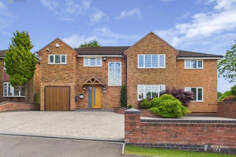 5 bedroom detached house for sale