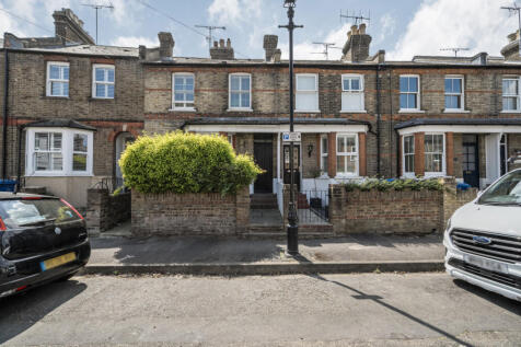 Oxford Road, Windsor, Berkshire 3 bed terraced house for sale