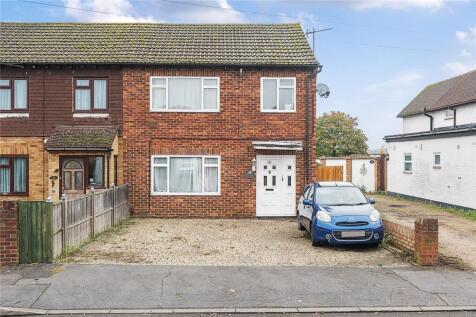 Croft Corner, Old Windsor, Windsor 3 bed end of terrace house for sale