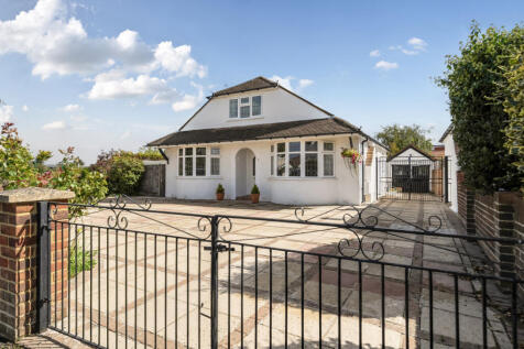 Bell View, Windsor, Berkshire 3 bed bungalow for sale