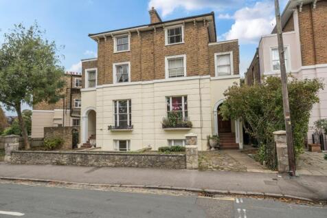Claremont Road, Windsor, Berkshire 2 bed semi