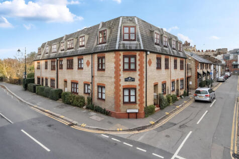 Bridgewater Terrace, Windsor, Berkshire 1 bed apartment for sale