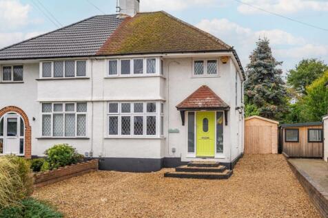 3 bedroom semi-detached house for sale