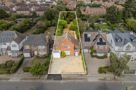 Abbey Avenue, Hertfordshire AL3 4 bed detached house for sale