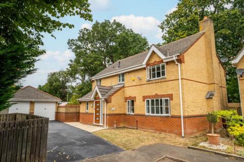St. Barts Close, Hertfordshire AL4 4 bed detached house for sale