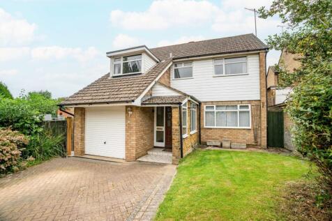 Field View Rise, St. Albans AL2 4 bed detached house for sale