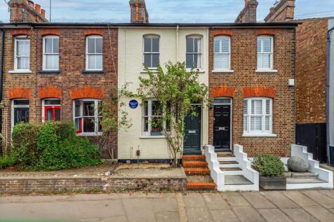 Cannon Street, Hertfordshire AL3 3 bed terraced house for sale