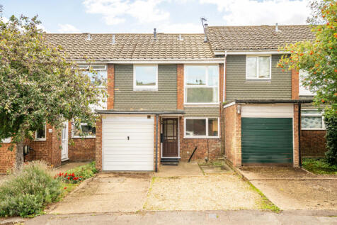 Thornbury, Hertfordshire AL5 3 bed terraced house for sale